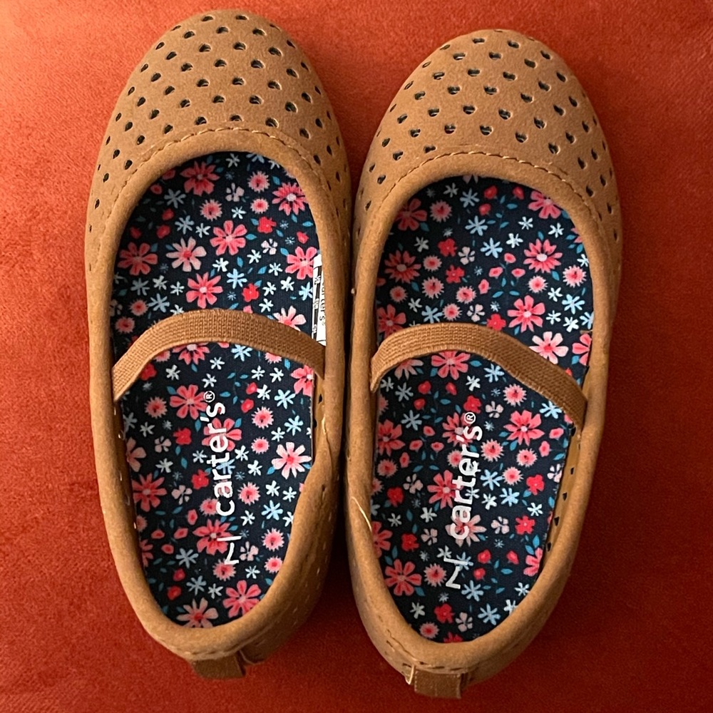 Carter’s Ballet flats size 7t
